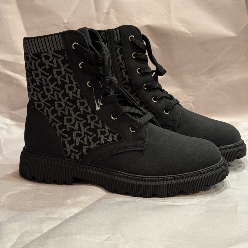 BRAND NEW SIZE 5 DKNY KIDS BOOTS